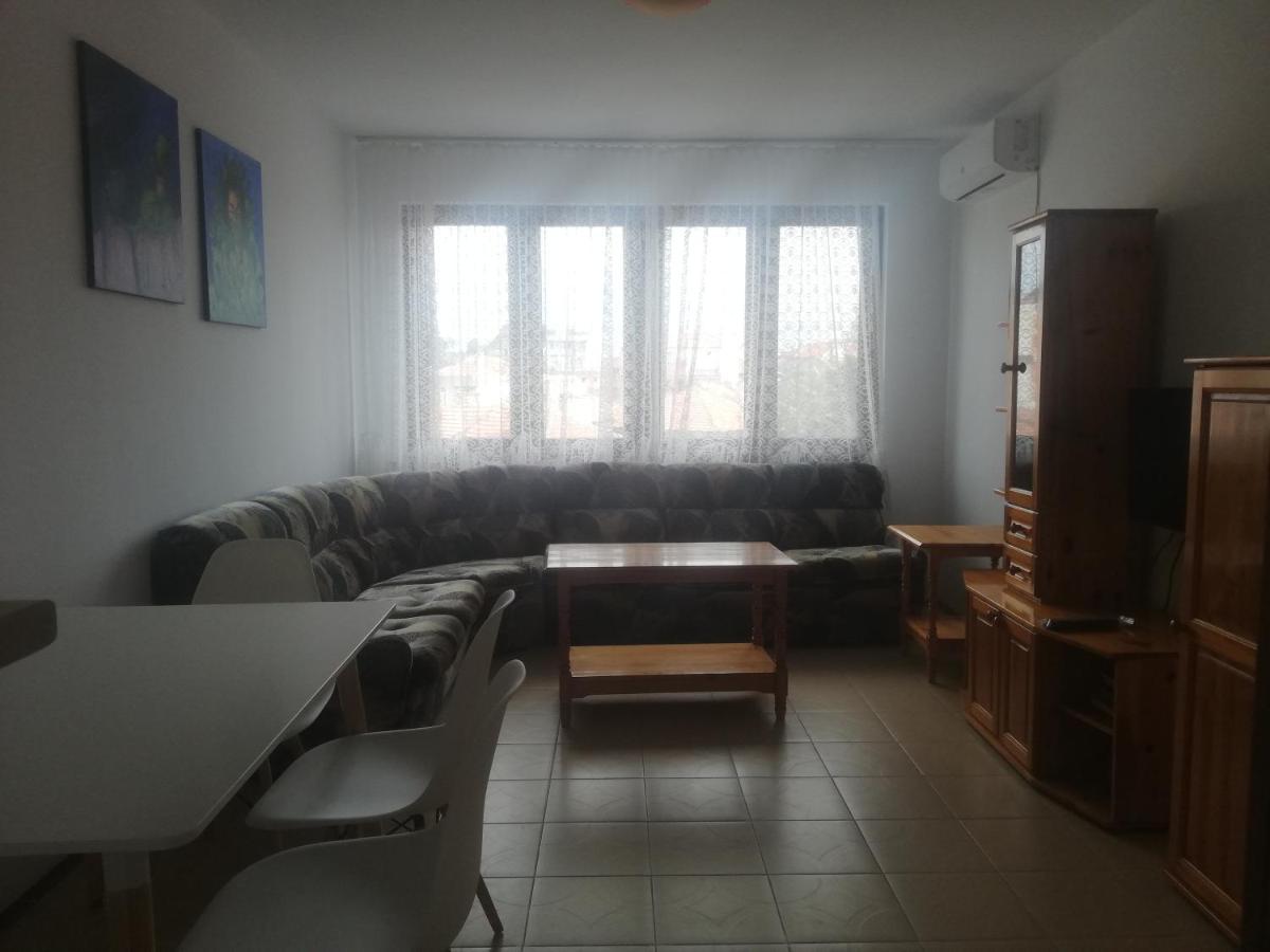 Apartments Anita Pomorie Exterior photo