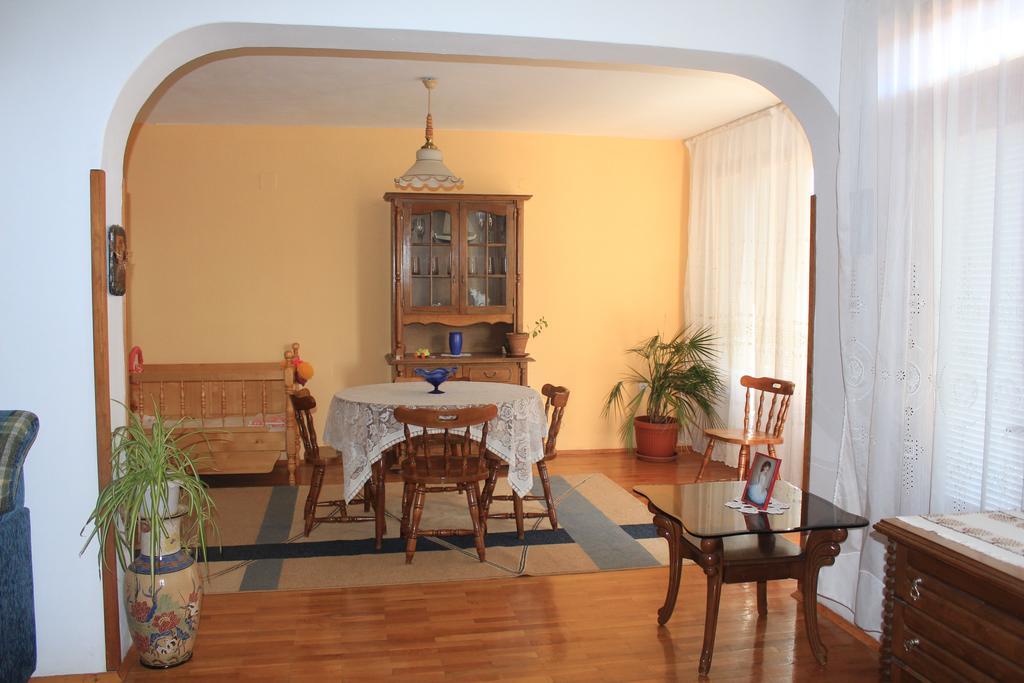Apartments Anita Pomorie Room photo